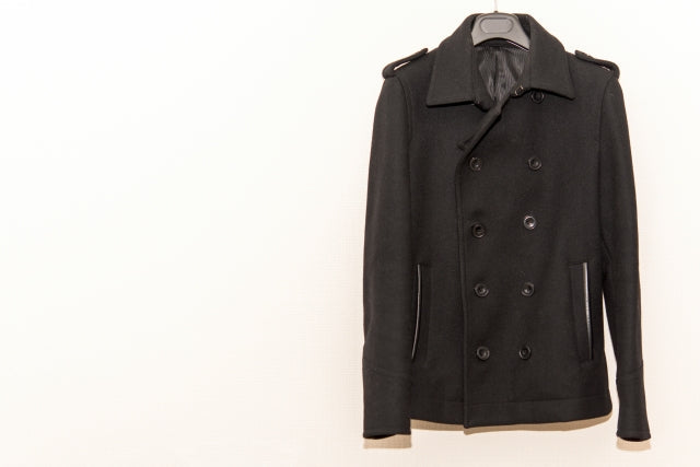 ピーコート完全ガイド|由来・特徴からカラー・着こなしポイントまで